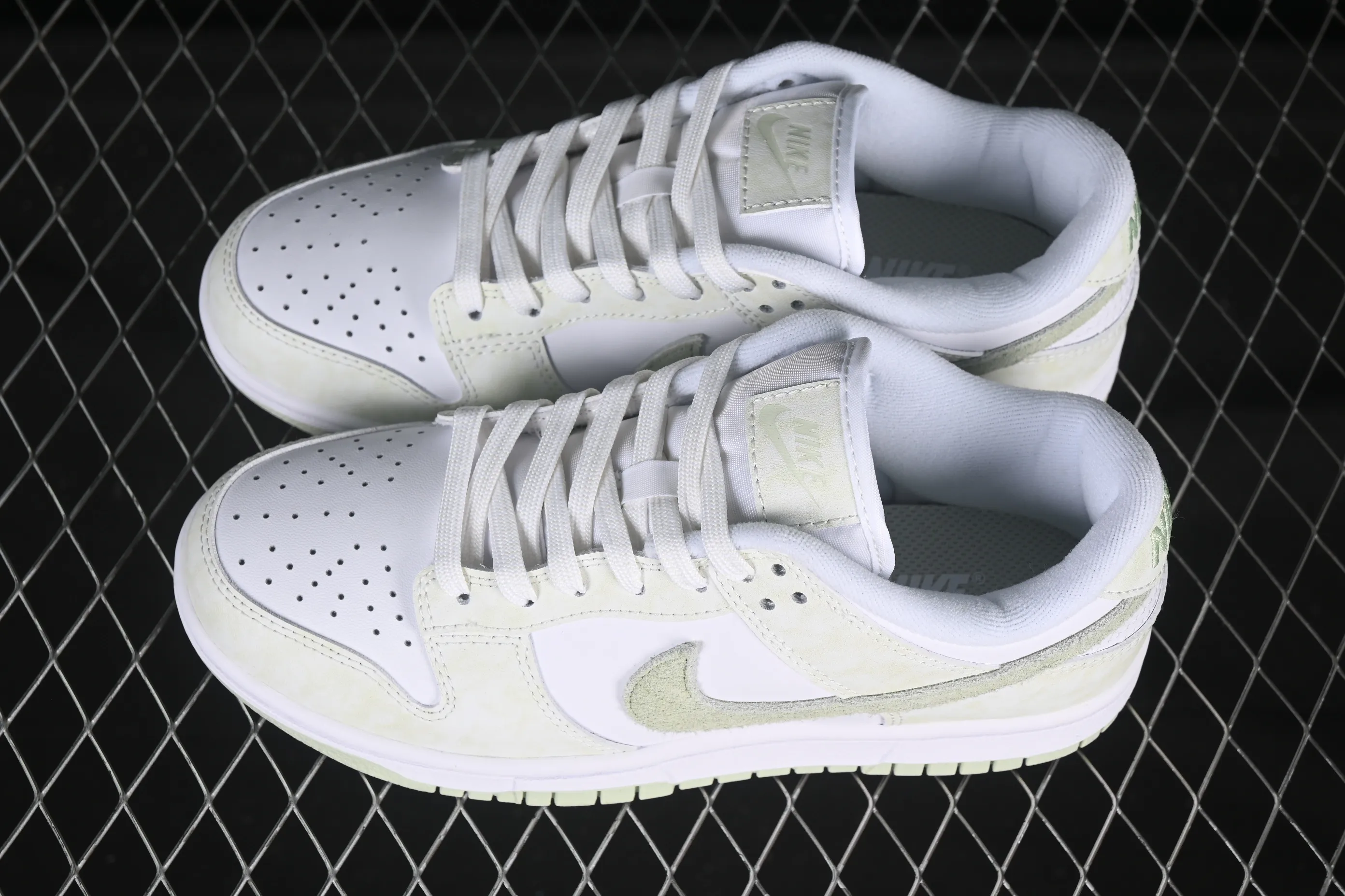 All Categories Nk SB Dunk Series Nk SB Dunk Low Low-top sneakers Nike Dunk Low Matcha low-top casual sneakers IB4647-131